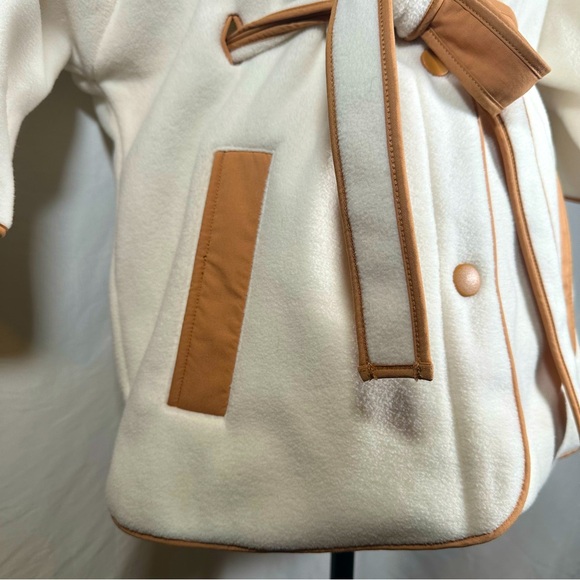 Draper James Belted Fleece Jacket Cape Coat women’s XS Ivory White & Camel - Picture 3 of 9